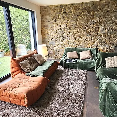 Chez Gege - *